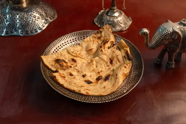 lacha paratha - biryani souq